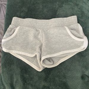 women’s short shorts